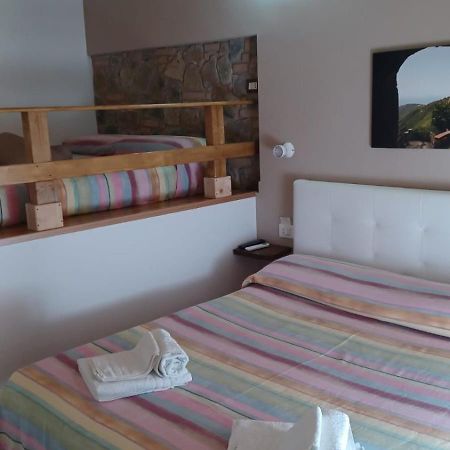 Casa Vacanze B&B Ondes กาเมรอตา ภายนอก รูปภาพ