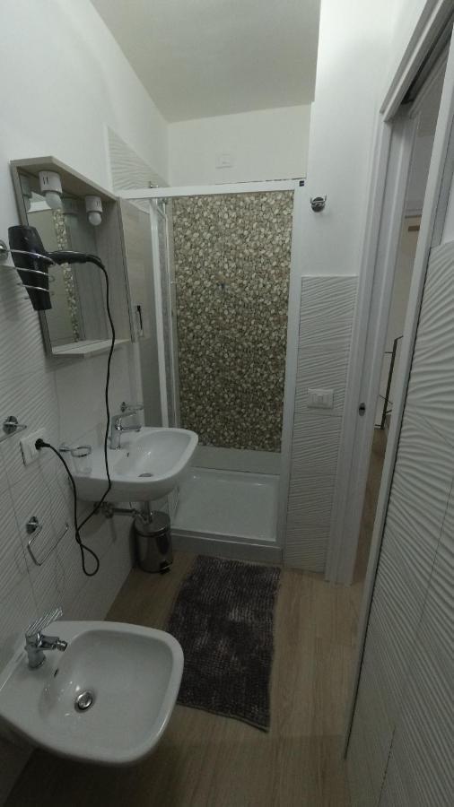 Casa Vacanze B&B Ondes กาเมรอตา ภายนอก รูปภาพ